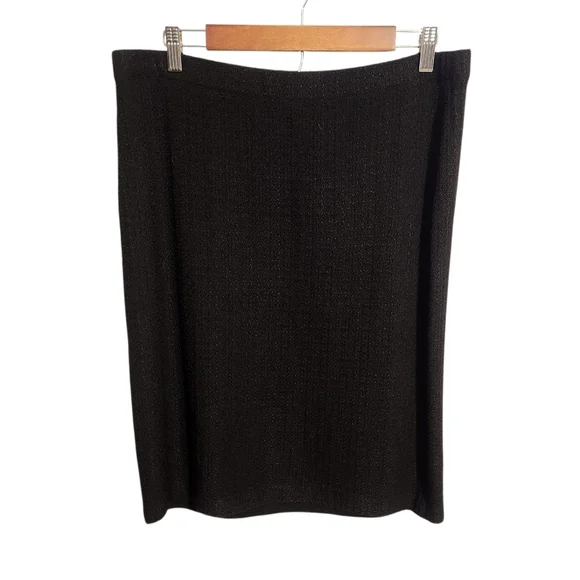 St. John Collection | Women's Black Two-Piece Santana Knit Skirt Suit (Size 8) - Picture 11 of 15